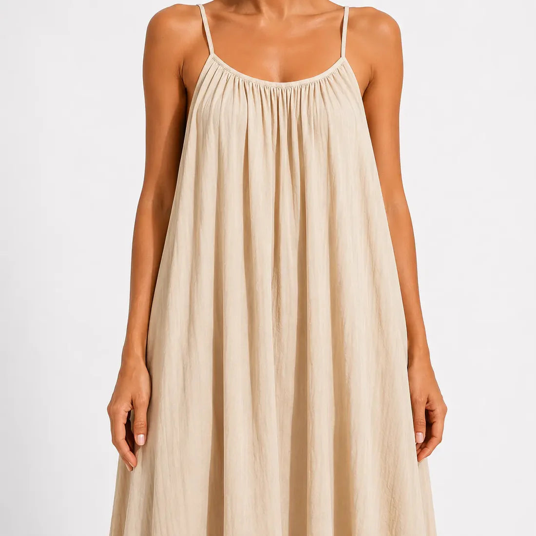 Robe Léonie – Élégance en Mouvement
