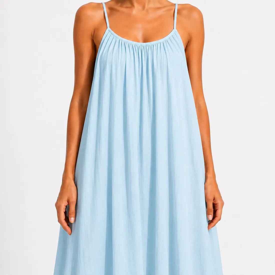 Robe Léonie – Élégance en Mouvement
