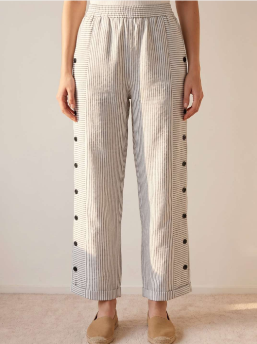 Pantalon Océane – Rayures et Boutons Latéraux