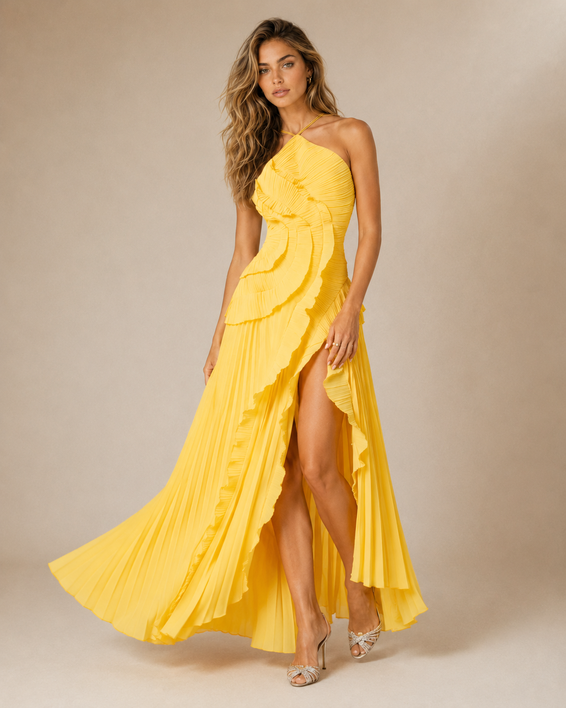 Robe Élise – Midi plissée asymétrique à col licou