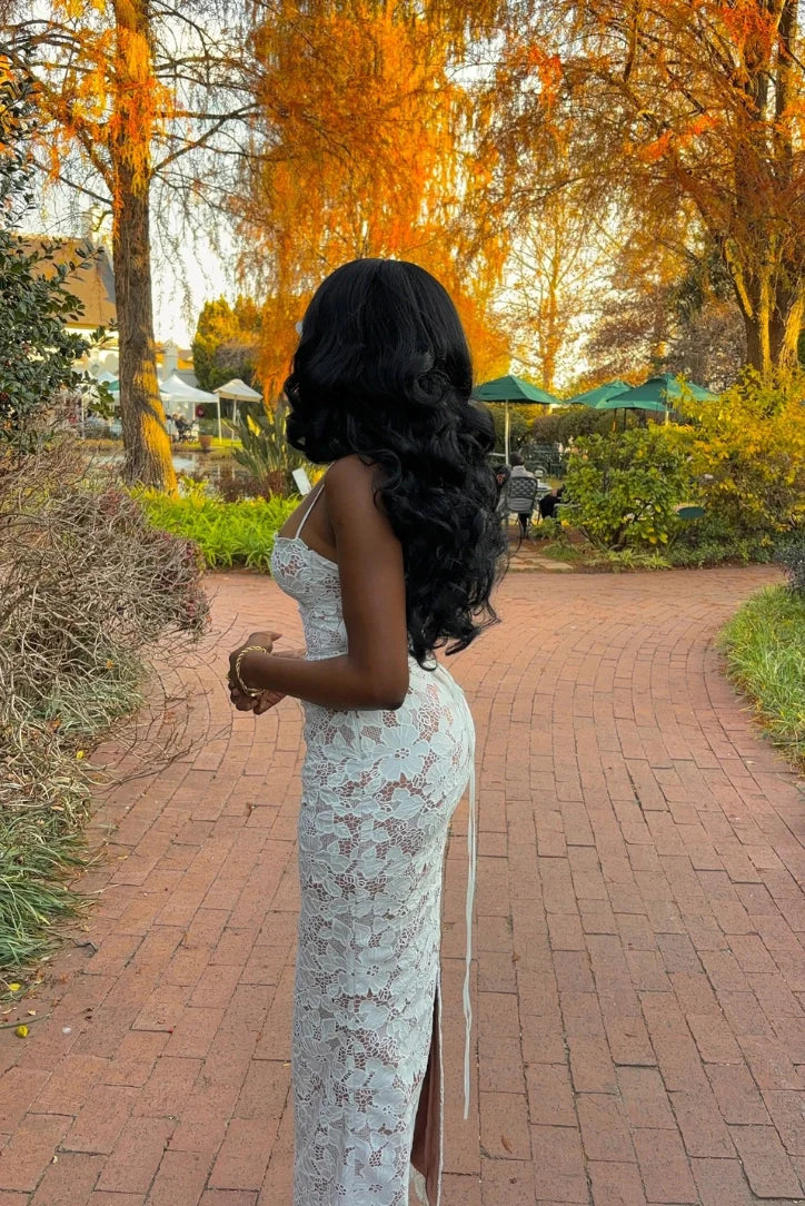 Robe Léona – Charme Irrésistible