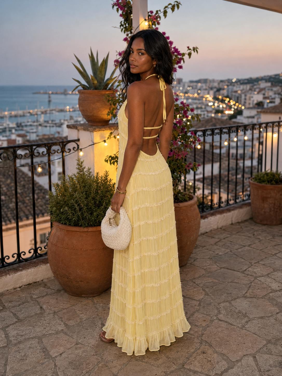 Robe Amaya – Élégance Plissée